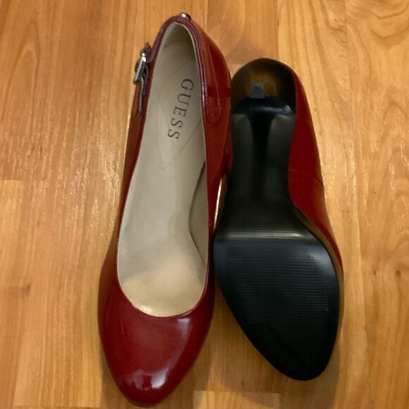 Guess Red Patent Leather Heels - Picture 4 of 5